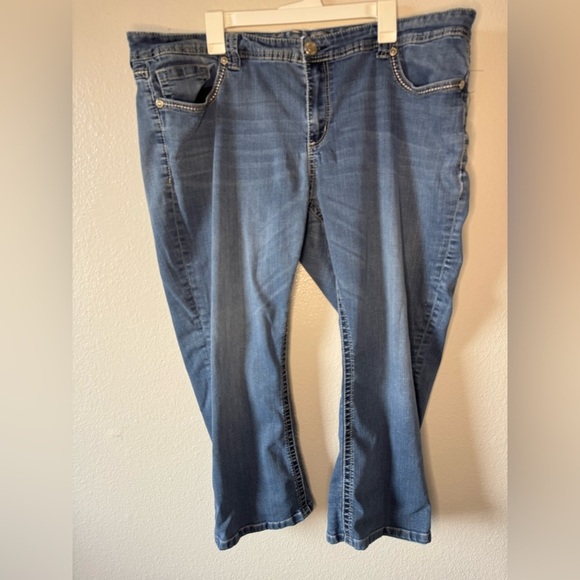 Seven7 Slim Boot Jeans - Picture 2 of 7